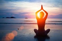 6 tư thế yoga trị đau mỏi lưng cho người ngồi lâu