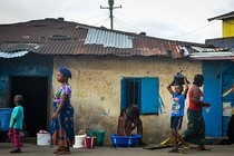 800 nghìn sản phụ có thể chết vì Ebola?