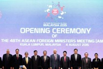 Căng thẳng Biển Đông “phủ bóng” đối thoại ASEAN-TQ