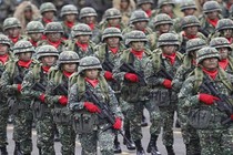 Tổng thống Duterte thách quân đội Philippines đảo chính