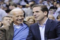 Hunter Biden khiến chính trường Mỹ “dậy sóng” là ai?