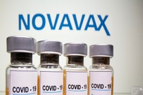 Novavax phát triển vaccine chống biến chủng Omicron