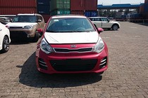 Kia Rio 2015 cập cảng Sài Gòn