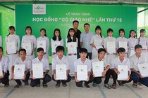 Học bổng Cô giáo Nhế: 13 năm nâng bước em đến trường