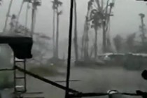 Video: Tận thấy siêu bão Mangkhut quần thảo Philippines