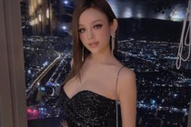 Hot mom Huyền Baby quyến rũ cỡ nào... nhiều celeb còn phải chạy dài?