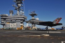 F-35C thử nghiệm thành công xuất sắc trên tàu sân bay