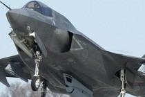 Tiêm kích tàng hình F-35A lại khiến người Mỹ nổi điên