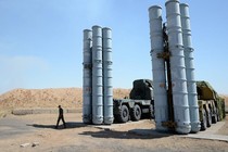 Theo chân lính Nga đi triển khai tên lửa S-300