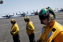 Hé mở cuộc sống trên tàu sân bay USS Harry S. Truman