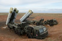 Mãn nhãn cảnh tên lửa phòng không S-400 bắn dữ dội