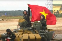 Chạy nhanh, bắn chuẩn... tuyển xe tăng Việt Nam khai trận Army Games thắng lợi!