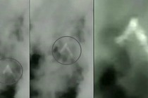 Camera vô tình chụp được ảnh nghi UFO ở Romania