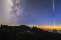 Mê mẩn thời khắc Milky Way nghiêng mình trong lúc chạng vạng