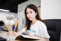 Nữ YouTuber nổi tiếng ngang Lý Tử Thất, kiếm 181 tỷ/năm khiến ai cũng choáng