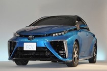 Xe điện Toyota Mirai Fuel Cell làm "nóng" thị trường