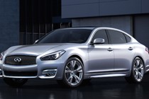 Mục sở thị nội thất như xe siêu sang của Infiniti Q70L 