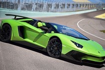 Lamborghini xác nhận sắp có phiên bản Aventador mui trần 