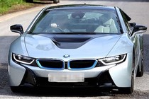 Wayne Rooney “tậu siêu xế xanh” BMW i8 giá 3,5 tỷ đồng