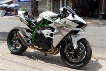 Siêu môtô Kawasaki H2 decal “độc nhất Thế giới” tại VN