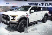 Cận cảnh bán tải “hàng khủng” Ford F150 Raptor SuperCrew 