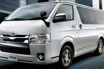 Toyota trình làng minibus Hiace phiên bản nâng cấp 2017