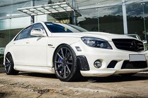 Mercedes C63 AMG độc nhất Việt Nam giá chỉ 1,25 tỷ 