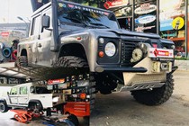 Land Rover Defender độ khủng hết 2,5 tỷ tại Sài Gòn