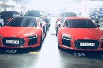 Cặp “song sinh” siêu xe Audi R8 V10 Plus tại Sài Gòn