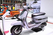 Cận cảnh bộ đôi Lambretta V-Special mới giá 62 triệu đồng 