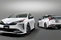 Toyota Prius 2019 hầm hố hơn với gói độ TRD chính hãng 