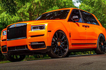 Rolls-Royce Cullinan độ "khủng" của tay chơi bóng bầu dục