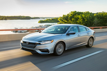 Xe giá rẻ Honda Insight 2020 "uống" chỉ 4,2 lít xăng/100km