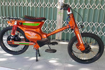 Dân chơi Tây Ninh tự chế Honda Super Cub chạy điện