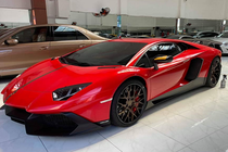 Lamborghini Aventador độ 50º Anniversario thay áo mới đón Tết