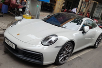 Ngắm Porsche 911 Carrera S chính hãng hơn 7,6 tỷ ở Sài Gòn