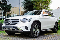 Mercedes-Benz GLC 200 4MATIC 2020 CKD hơn 2 tỷ có gì hot?