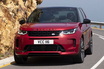 Land Rover Discovery Sport 2020 ra mắt Malaysia từ 2 tỷ đồng