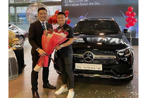 "Soi" Mercedes-Benz GLC 300 gần 2,4 tỷ của cầu thủ Quang Hải