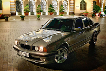 BMW 525i đời 1996 dọn như "đập thùng" hơn 450 triệu ở Sài Gòn