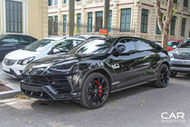 Siêu SUV Lamborghini Urus màu độc, hơn 20 tỷ tại Hà thành