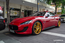 Maserati GranTurismo Sport tiền tỷ, màu đỏ độc nhất Việt Nam