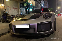 "Chạm mặt" siêu xe Porsche 911 GT2 RS gần 23 tỷ tại Sài Gòn