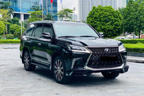 Lexus LX 570 Super Sport "bay" hơn 2 tỷ sau một năm lăn bánh