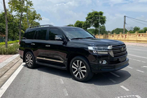 Toyota Land Cruiser 2018 nhập Nga hơn 6 tỷ tại Việt Nam