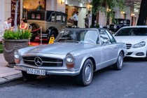 Chạm mặt xế sang Mercedes-Benz 250SL "hàng hiếm" tại Sài Gòn