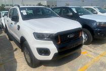 "Hàng nóng" Ford Ranger và Everest 2021 cập cảng Việt Nam