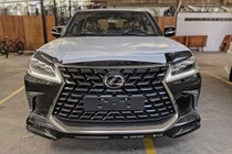 "Đập thùng" Lexus LX 570 Super Sport S hơn 9 tỷ về Việt Nam