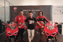 Đại gia Minh Nhựa tậu siêu môtô Ducati Panigale V4 hơn 2 tỷ đồng