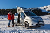 "Nhà di động" Nissan e-NV200 Winter Camper chạy 300km/lần xạc 